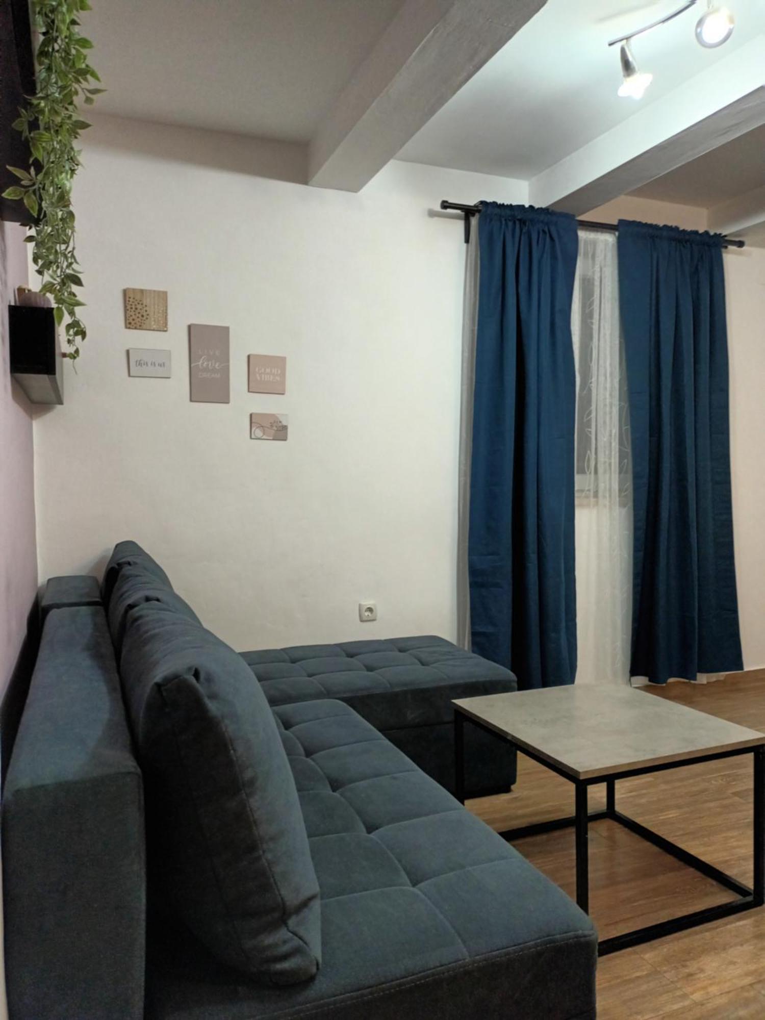 Apartment Jazbina Pula Exterior foto